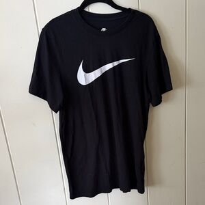 Nike Men's Black and White Logo Tee